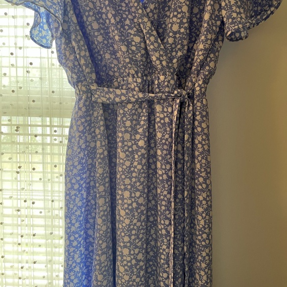 Blue Dress - Picture 2 of 2